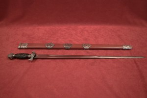 Espada de Tai chi en laton plateado y puno de maderai.4